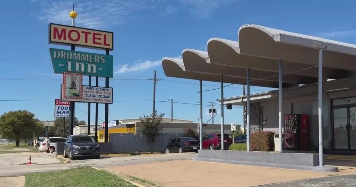 Fort Worth Mother and Boyfriend Charged After Newborn Found Dead in Motel Dumpster, Police Say Following Welfare Check and Surveillance Review